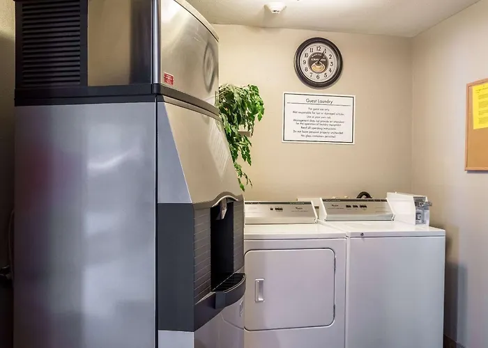 Aloha Inn & Suites